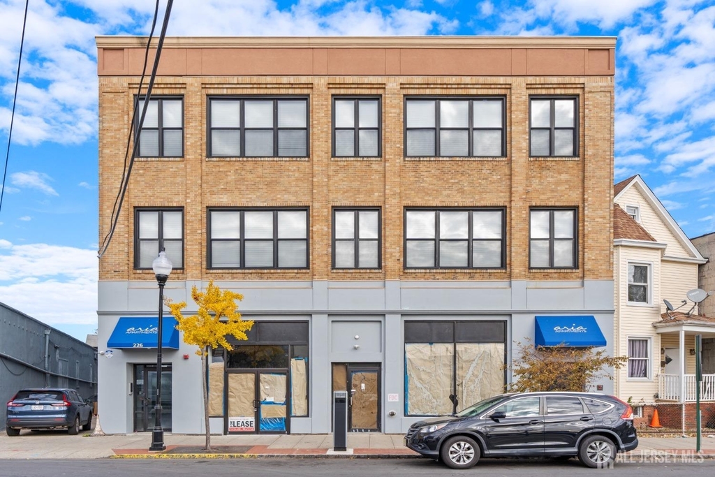 226 New Brunswick Avenue - Photo 0