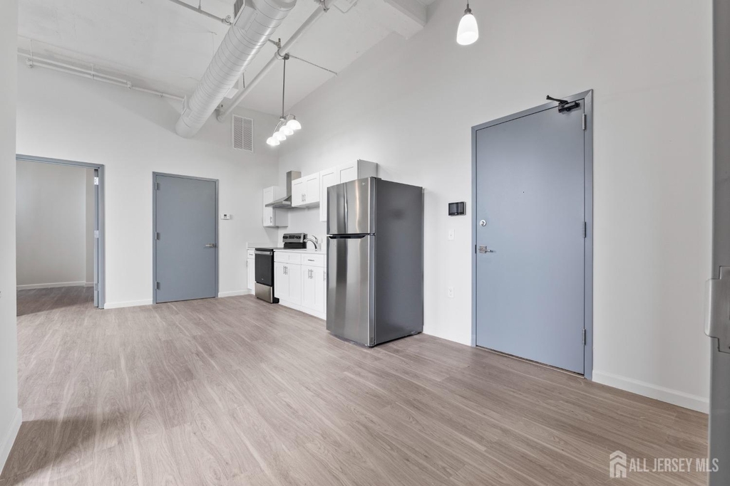 226 New Brunswick Avenue - Photo 5