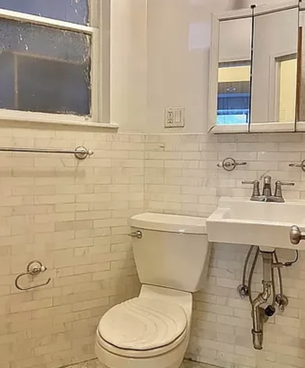 536 East 89th Street - Photo 4