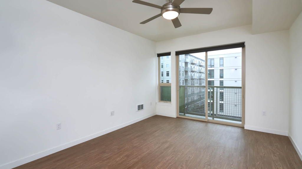 4715 42nd Ave Sw - Photo 22