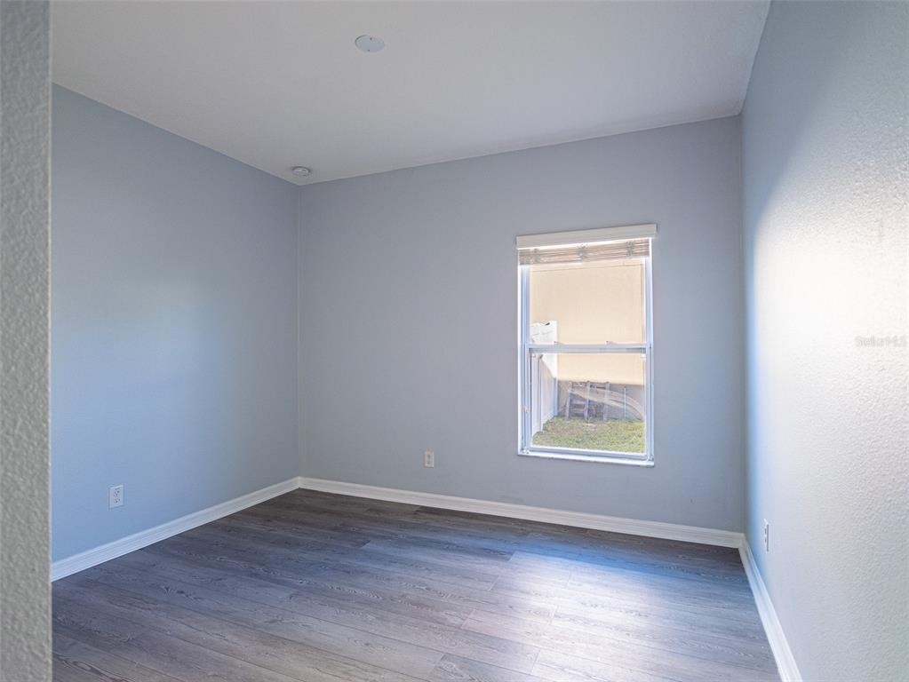 438 Vitoria Road - Photo 18