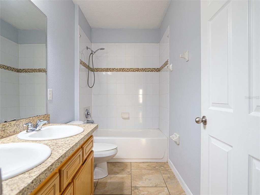 438 Vitoria Road - Photo 14