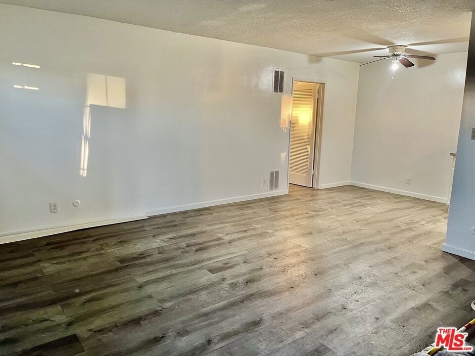 4702 W 17th Street - Photo 0