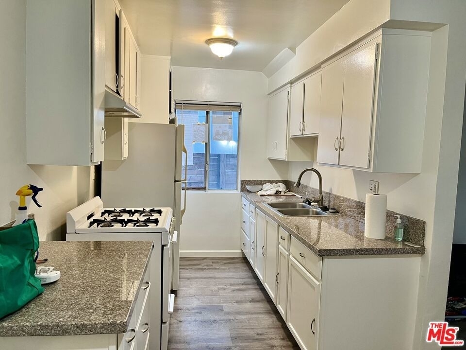 4702 W 17th Street - Photo 1