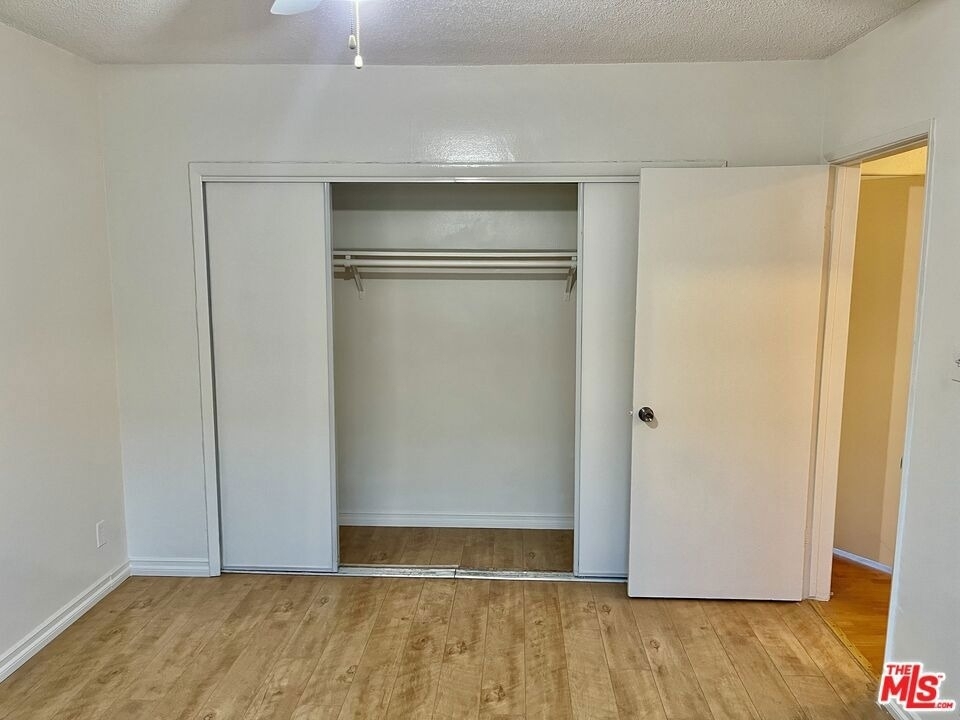 4702 W 17th Street - Photo 6