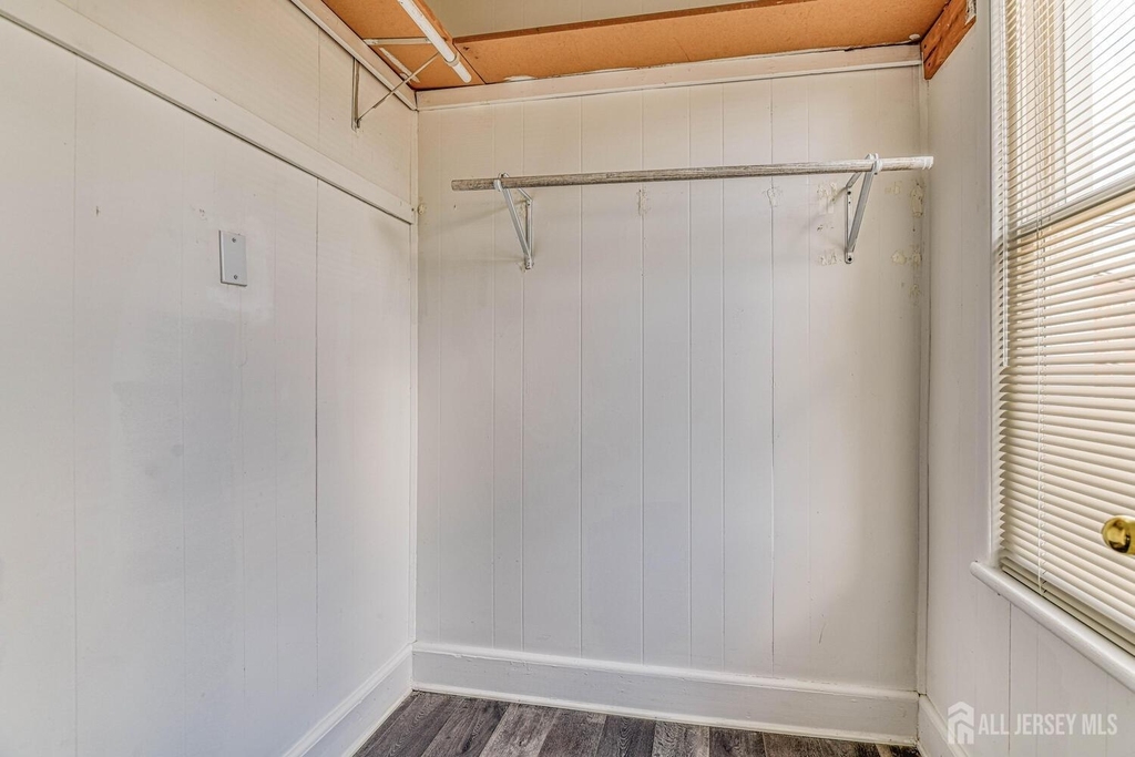 212 Easton Avenue - Photo 5