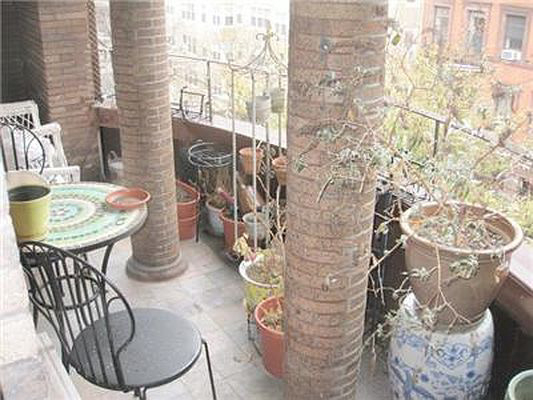 331 West 76th Street - Photo 2