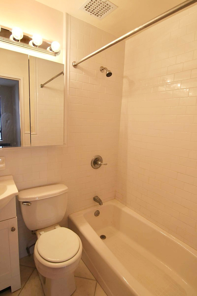 331 West 76th Street - Photo 11