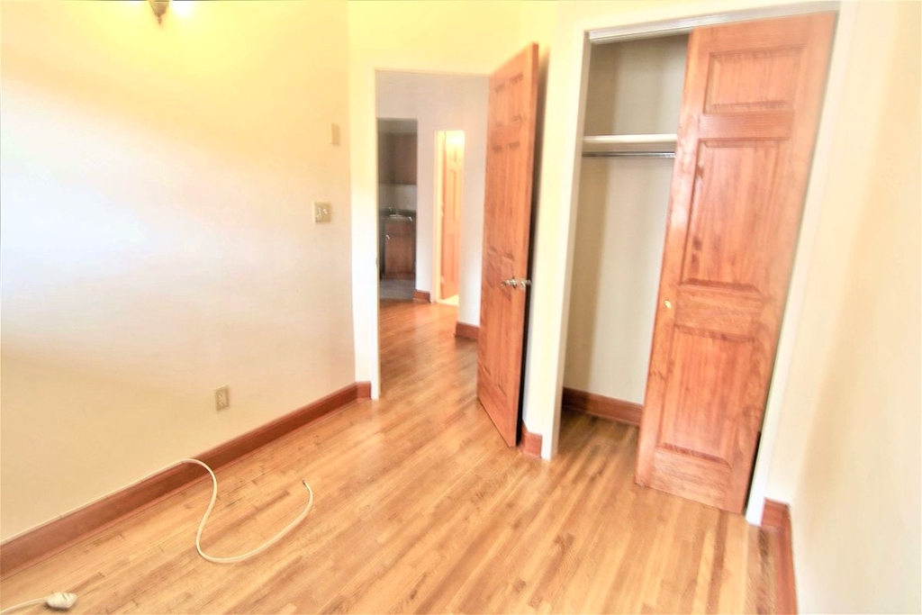 331 West 76th Street - Photo 8
