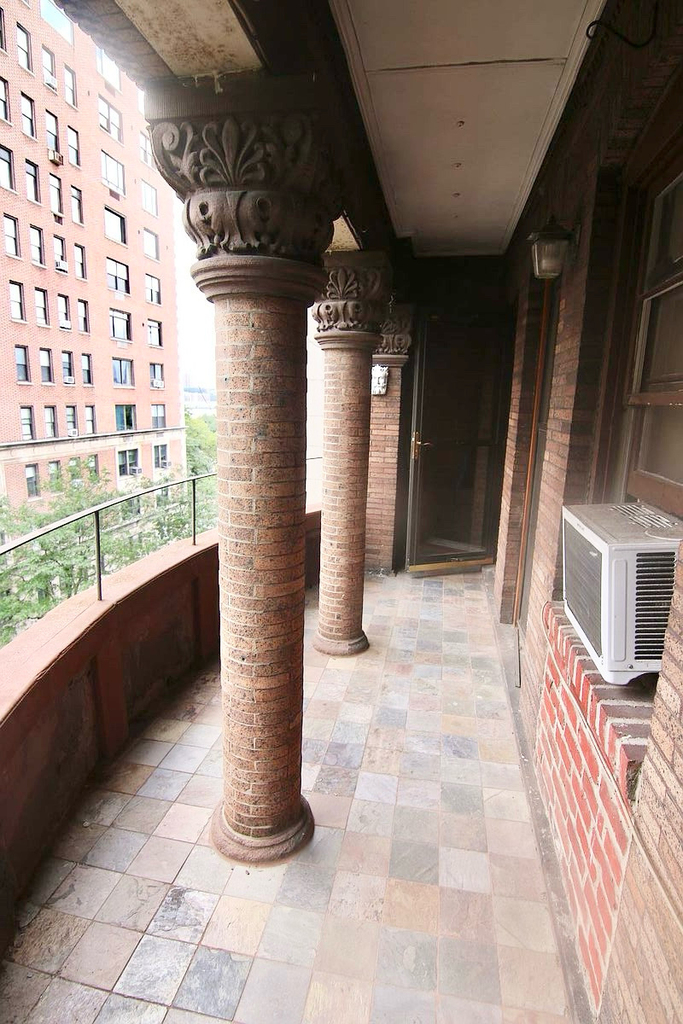 331 West 76th Street - Photo 0
