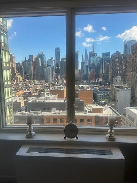 550 West 45th Street - Photo 4