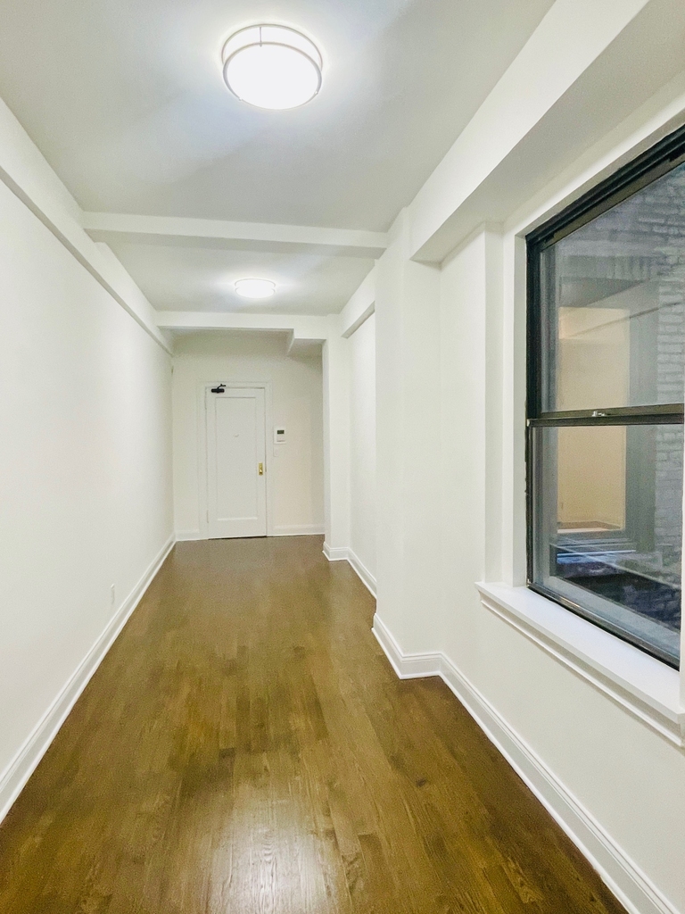 West 55th Street - Photo 2