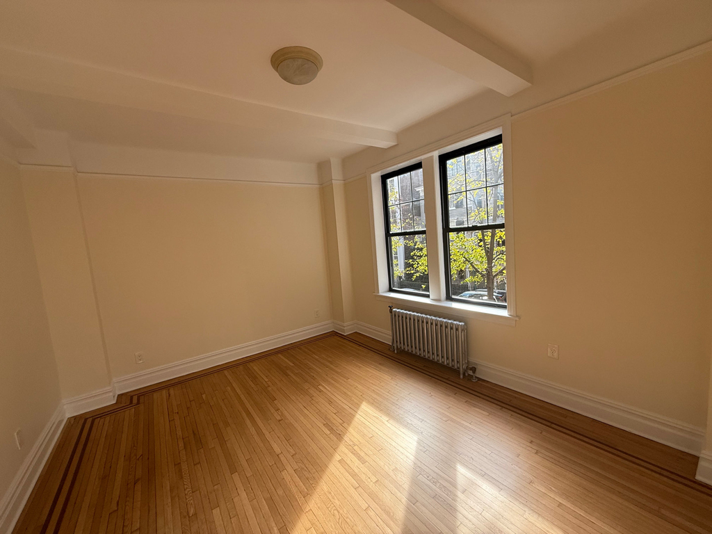 115 East 92nd Street - Photo 4