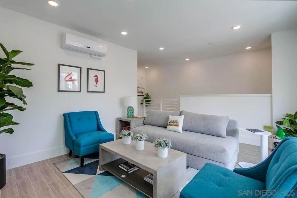 834 Santa Barbara Pl - Photo 3