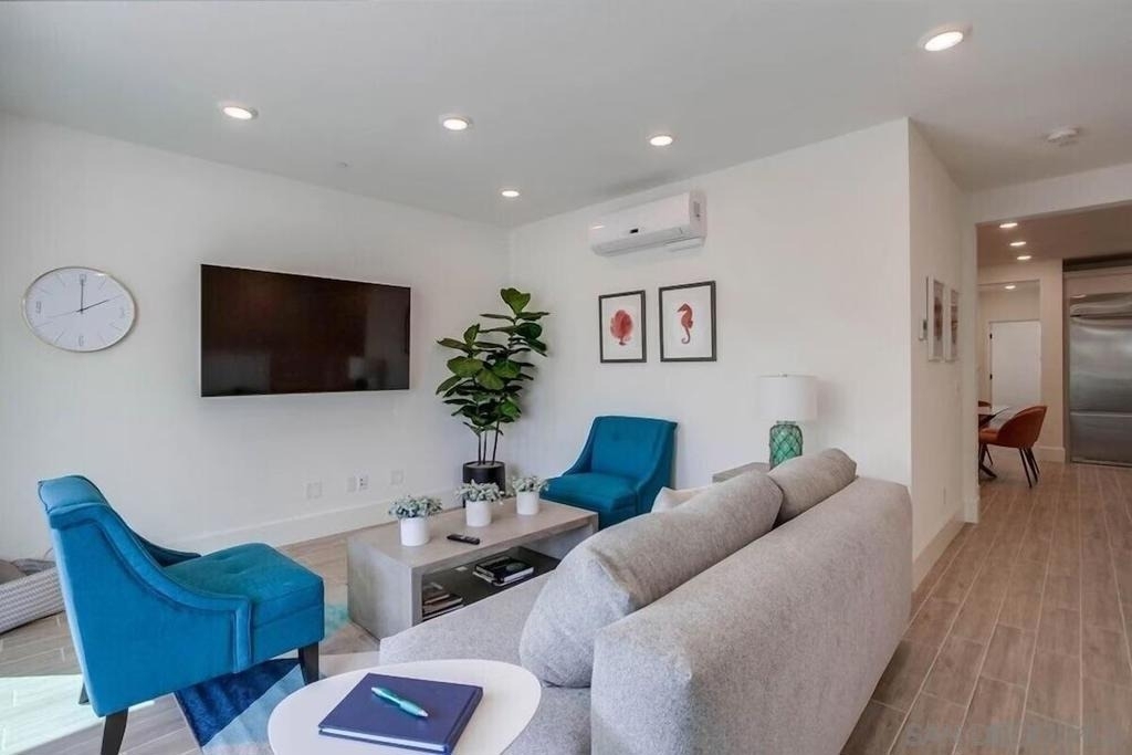 834 Santa Barbara Pl - Photo 6