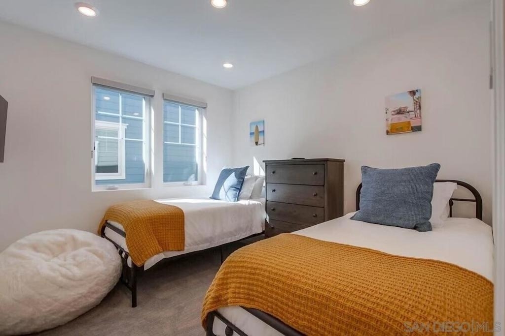 834 Santa Barbara Pl - Photo 31
