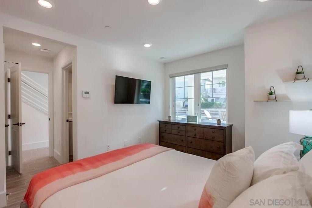 834 Santa Barbara Pl - Photo 19