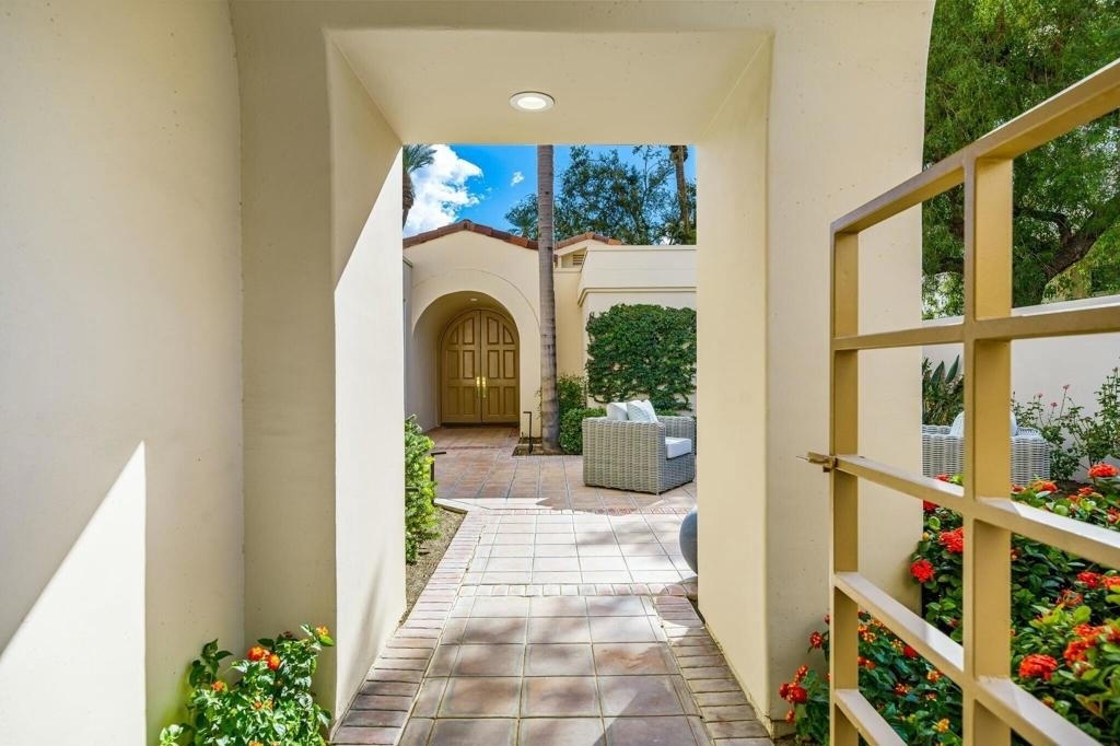 75405 Riviera Drive - Photo 7