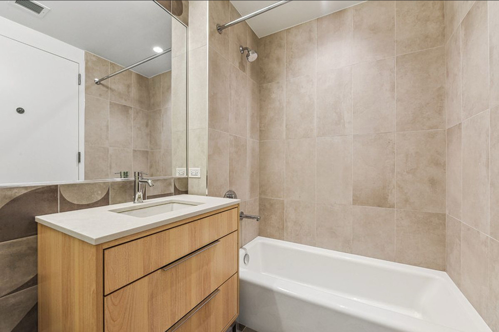 Hanover Place - Photo 4