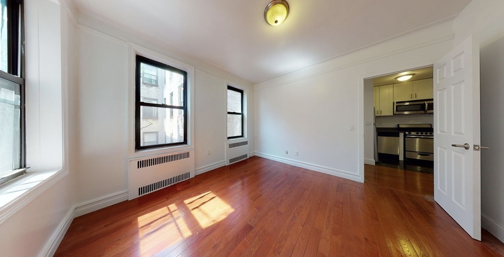 42-54 Judge Street - Photo 3