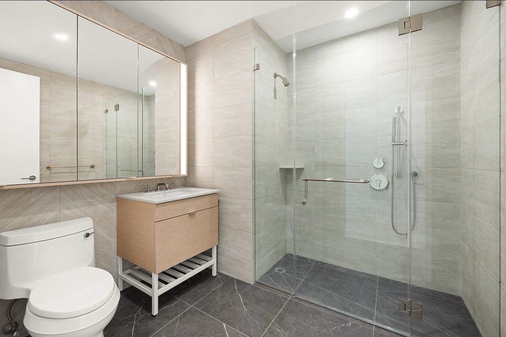 East 83rd Street - Photo 5