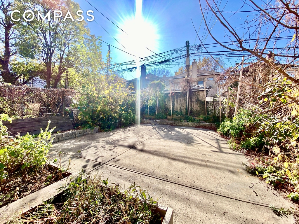 234 61st St - Photo 9