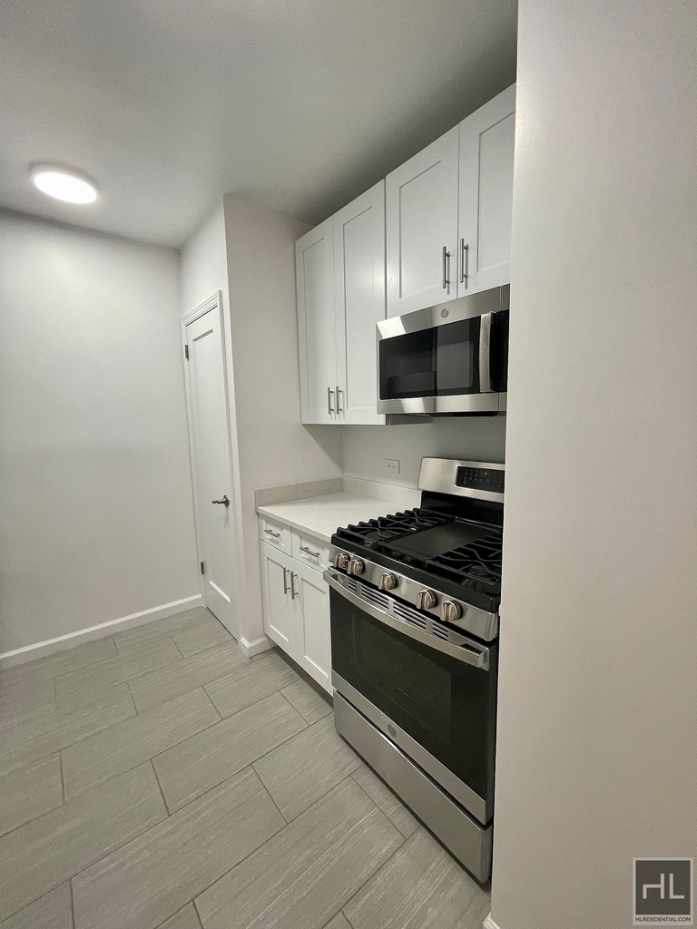 55 West 55th Street - Photo 4