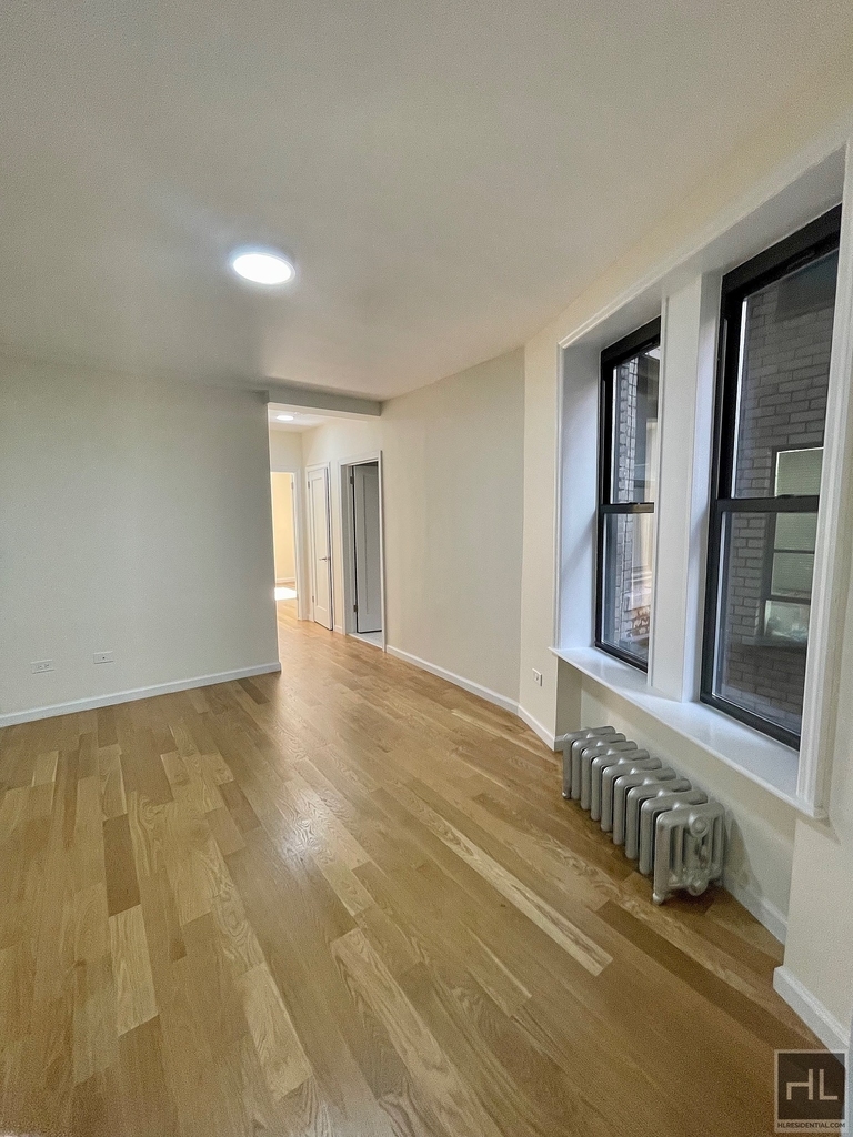 55 West 55th Street - Photo 2