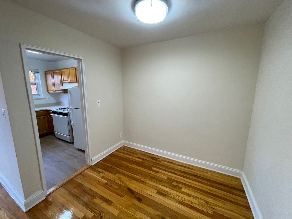 154-80 71st Avenue - Photo 6