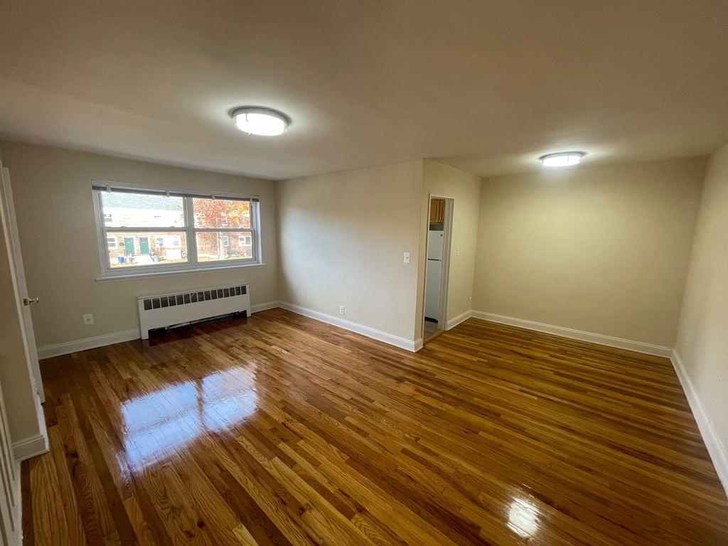 154-80 71st Avenue - Photo 3