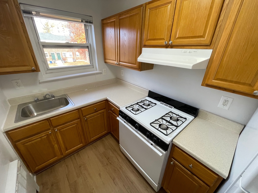 154-80 71st Avenue - Photo 13
