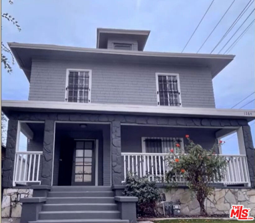 1284 W 38th Street - Photo 0