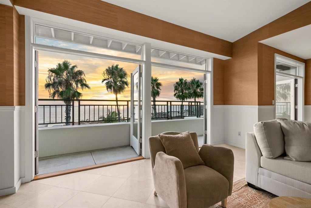 5430 La Jolla Boulevard - Photo 1