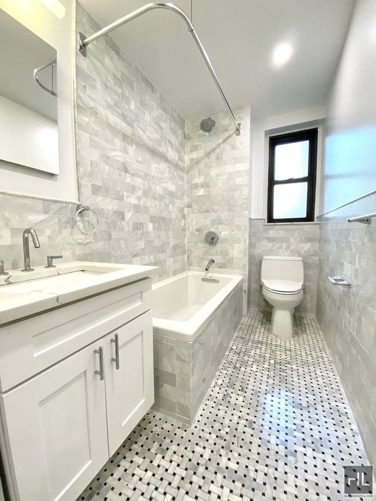 East 48th Street - Photo 2