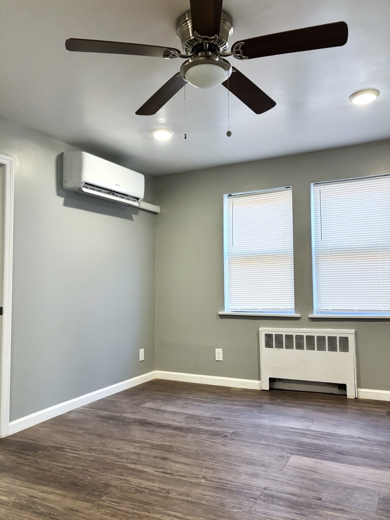 21-14 29th Avenue - Photo 2