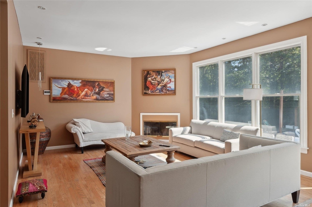 1 Candace Drive - Photo 3