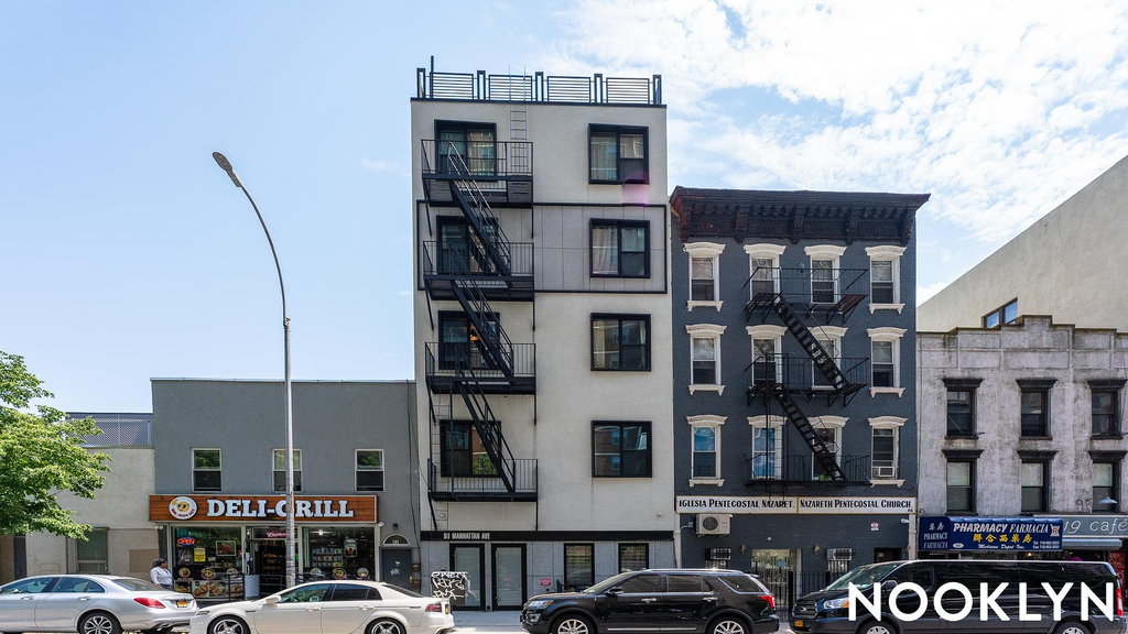 90 Manhattan Avenue - Photo 9