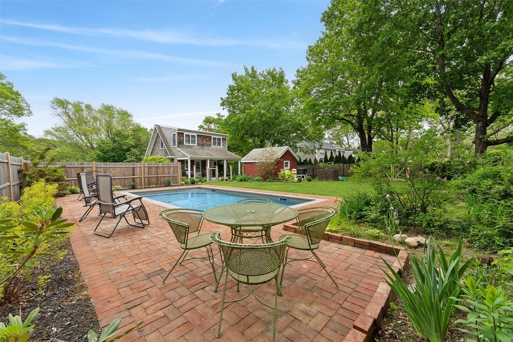 21 Summit Boulevard - Photo 18