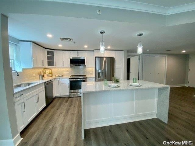 100 Glen Street - Photo 1