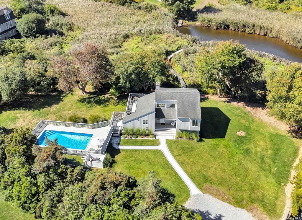 19 Rogers Lane - Photo 0