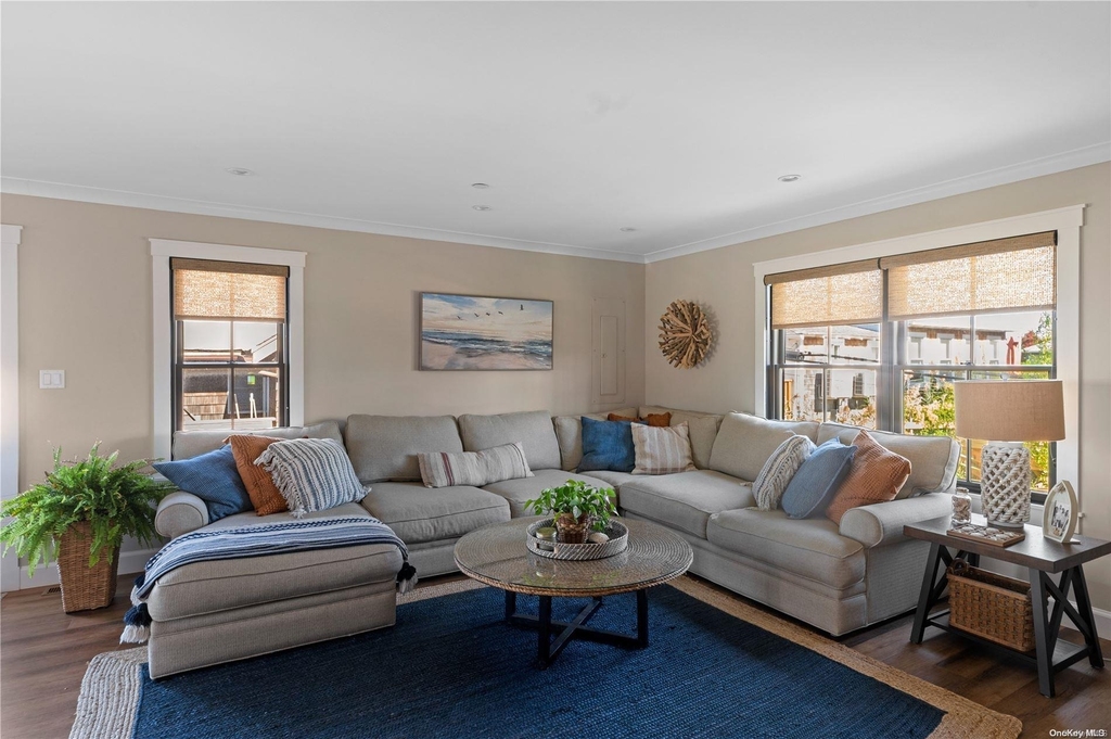 181 Wilmot Road - Photo 6