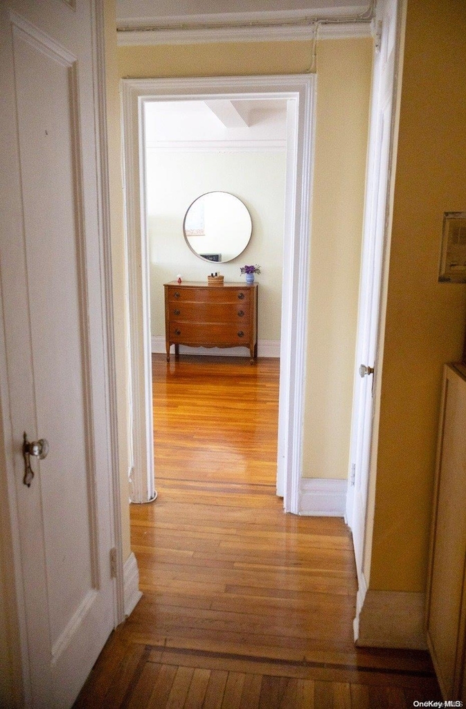 83-00 Talbot Street - Photo 10