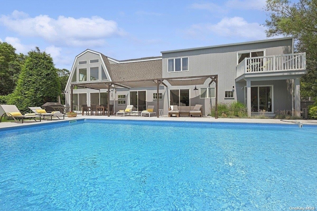 2 William Way - Photo 1