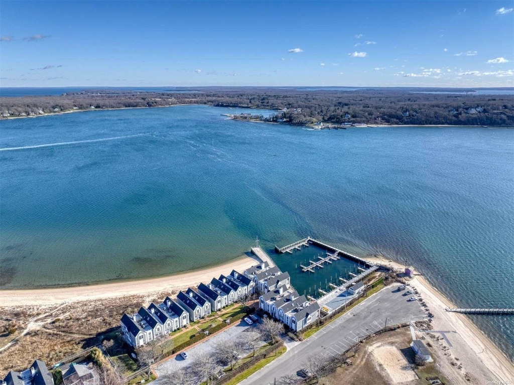8 Oyster Point - Photo 14