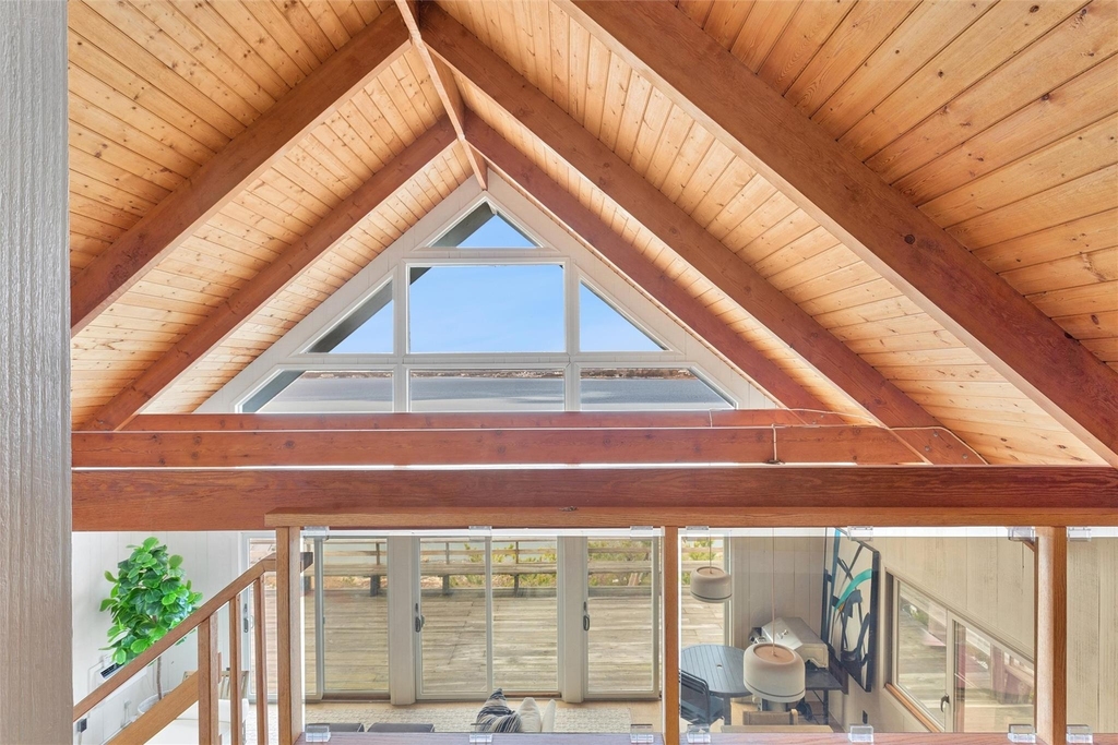 298 Dune Road - Photo 28