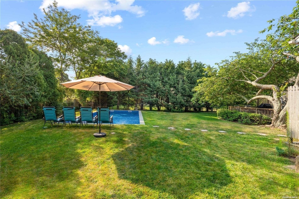 300 Marion Place - Photo 13
