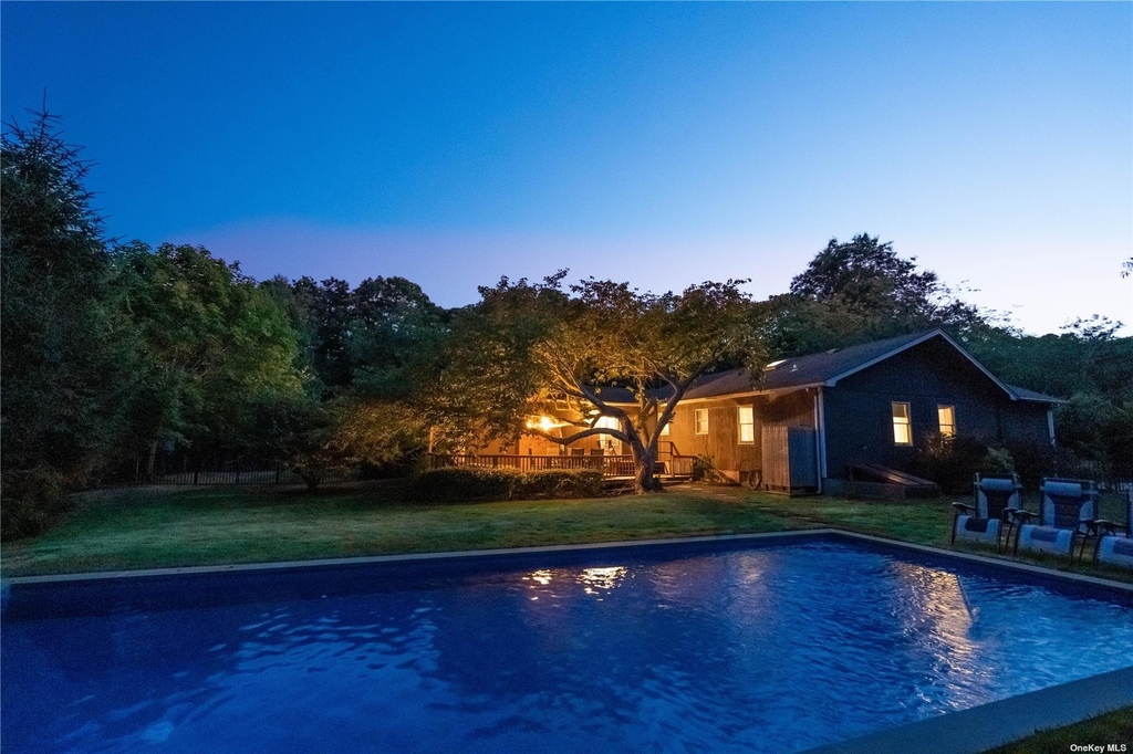 300 Marion Place - Photo 15