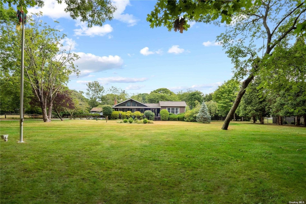 300 Marion Place - Photo 23