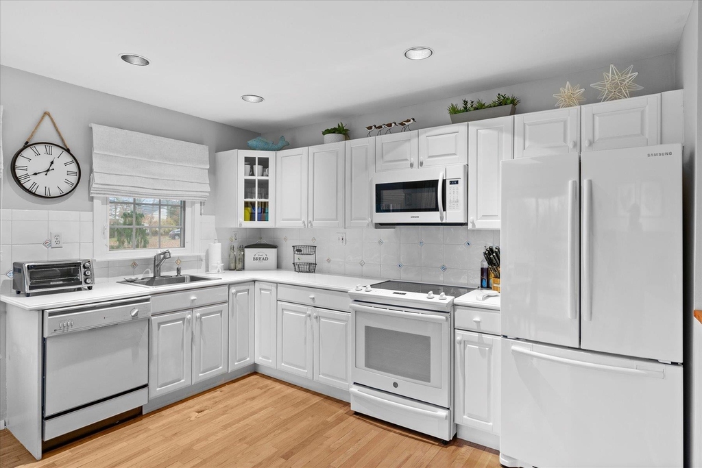 3 Crestview Drive - Photo 5