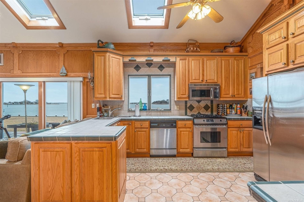 28 Koral Drive - Photo 9